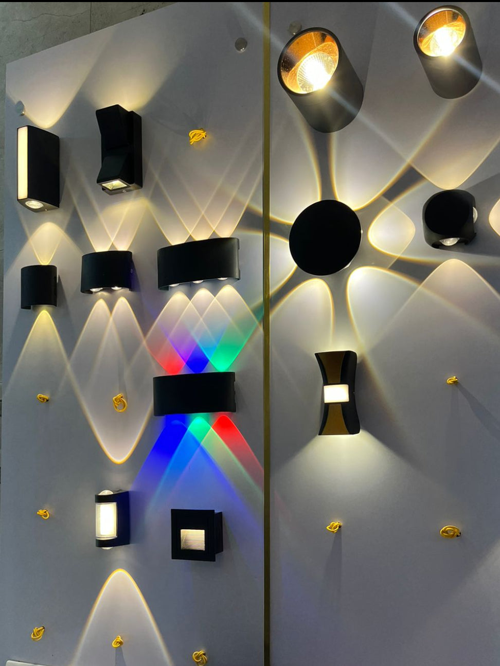 4 Way Outdoor Wall Light (Warm White)